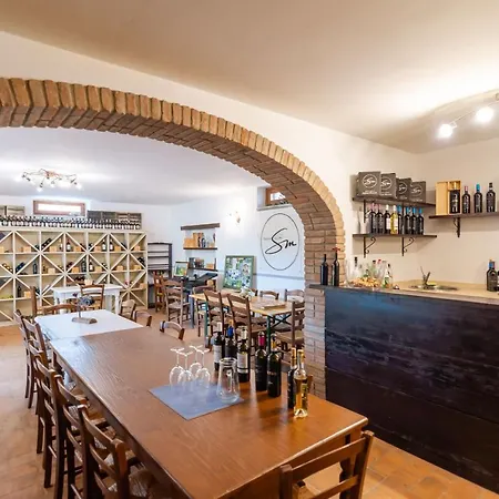 La Casa Colonica Alloggio per agriturismo Tuoro sul Trasimeno