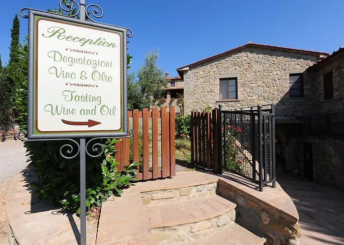 La Casa Colonica Wine And Oil *